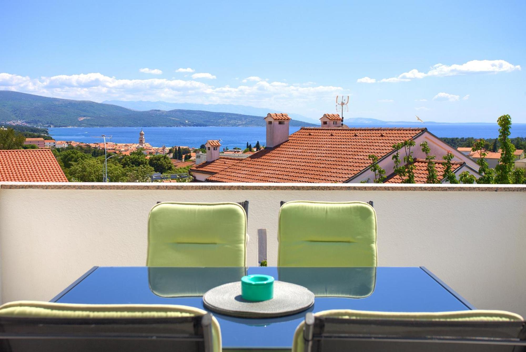Apartments Sinisa - Кърк Стая снимка