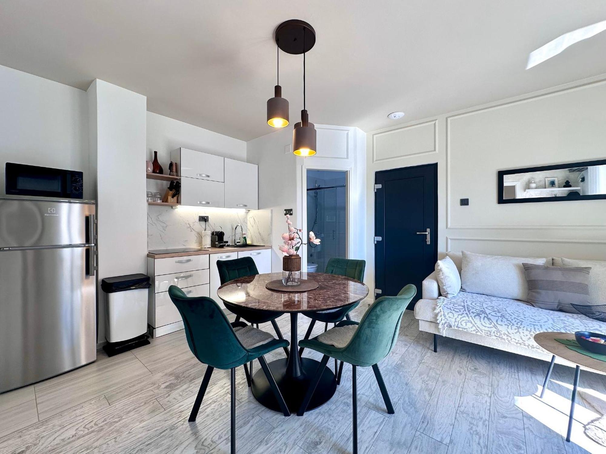 Apartments Sinisa - Кърк Екстериор снимка
